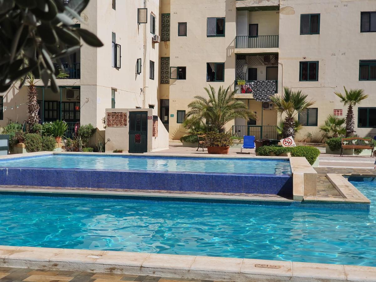Pretty 2 Bedroom Apartment With Shared Pool 圣保罗湾城 外观 照片